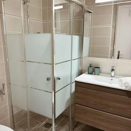 T2 4 Personnes Proche Des Plages * Saint-Raphaël