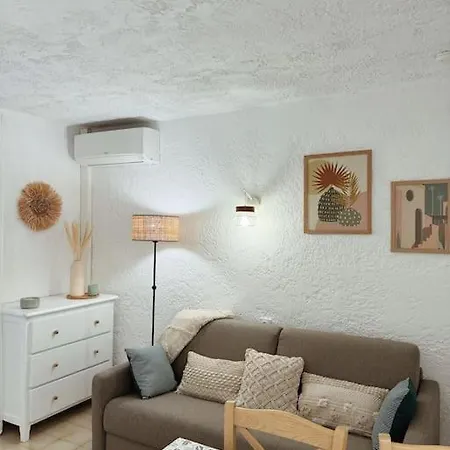 T2 4 Personnes Proche Des Plages Lägenhet *