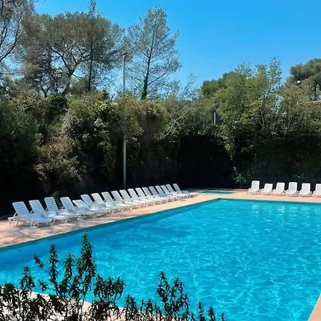 T2 4 Personnes Proche Des Plages Apartment *