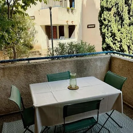 T2 4 Personnes Proche Des Plages