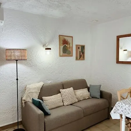 T2 4 Personnes Proche Des Plages Apartment